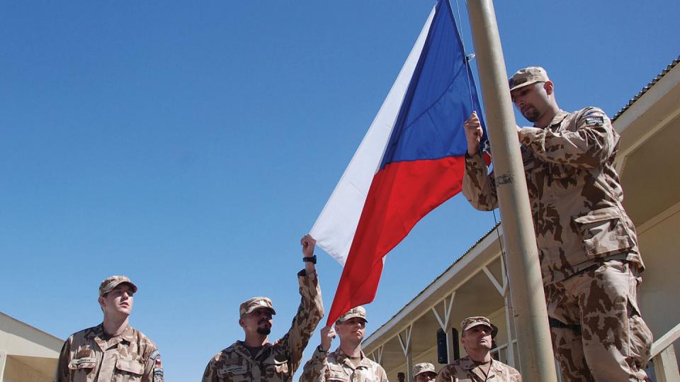 České mise i v rámci NATO - můžeme být na své vojáky hrdí